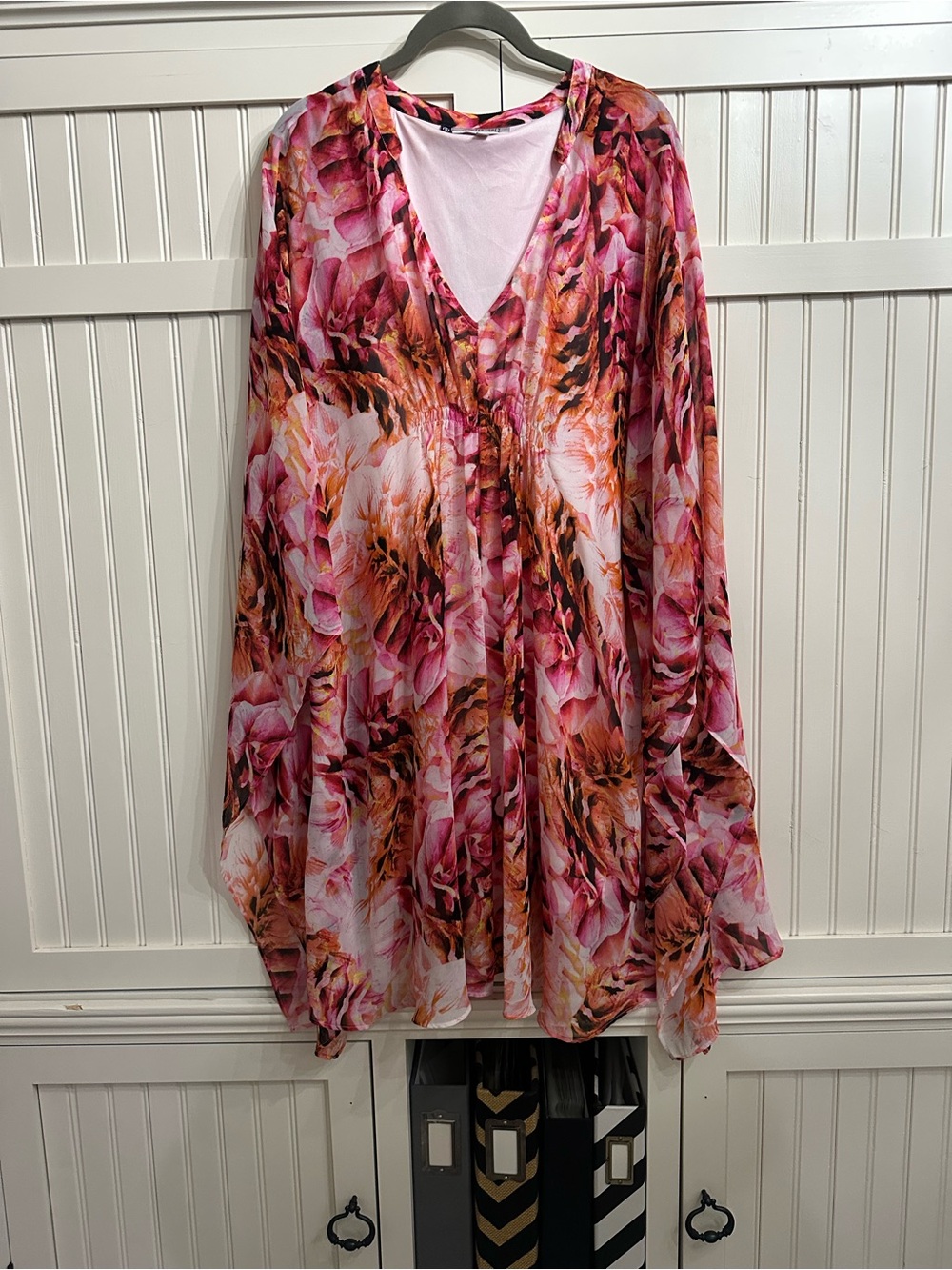 Jennifer Lopez Pink Floral V-Neck Lined Mini Dress Size XL
